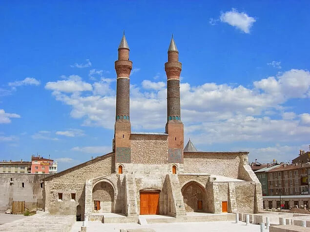 Sivas Çifte Minare